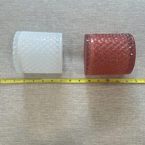 ❤️🤍 Set of Two Vintage Style Glass Bathroom Organizers - Picture 11 of 16